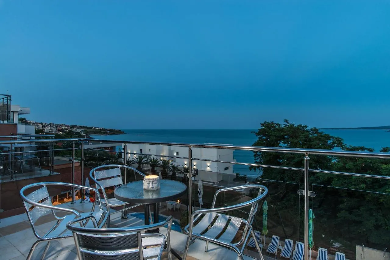Семеен Хотел Golden Place Sozopol